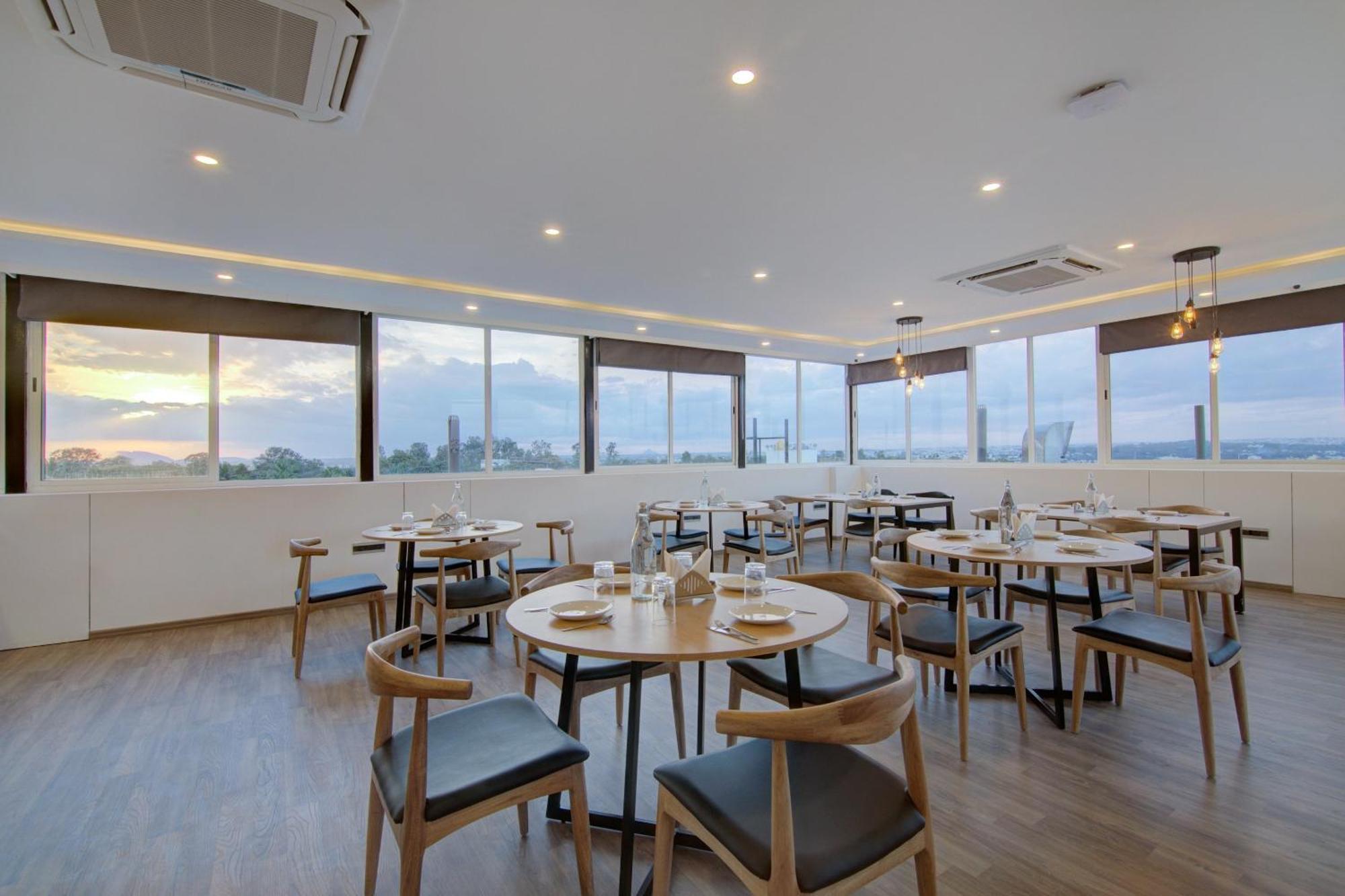 Super Townhouse Global Village Tech Park Near Kengeri Bus Terminal Metro Station Μπανγκαλόρ Εξωτερικό φωτογραφία