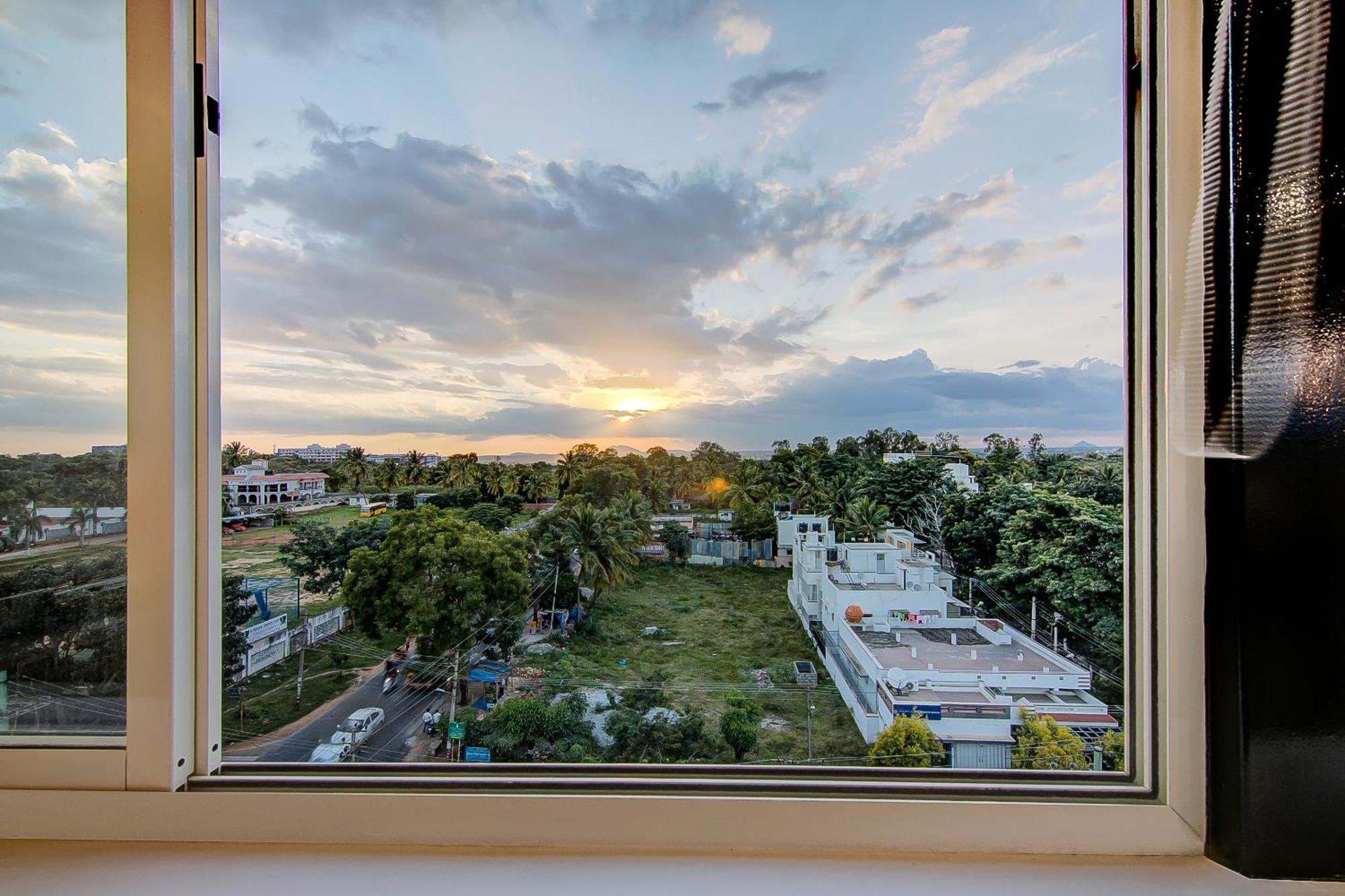 Super Townhouse Global Village Tech Park Near Kengeri Bus Terminal Metro Station Μπανγκαλόρ Εξωτερικό φωτογραφία